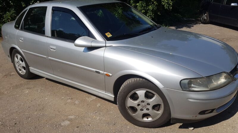 Ανεμοθραύστες για Opel Vectra B (1996-2002) 5 πορτο, sedan- 2 τμχ. εμπρός € 72,9