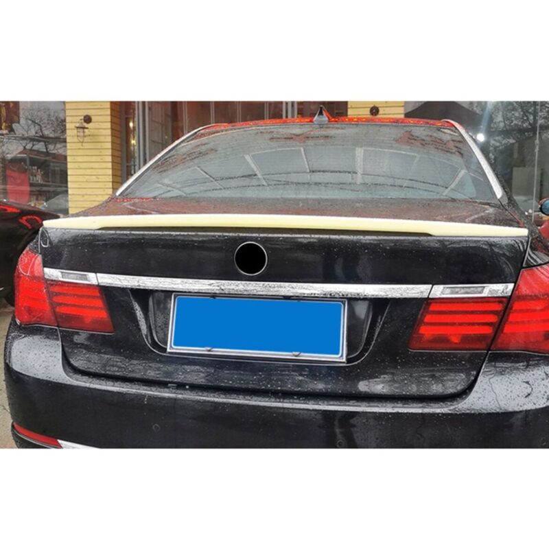 Αεροτομή πορτ μπαγκάζ για BMW 7 F01 (2009-2014) MP Style - μαύρη γυαλιστερή € 154,9