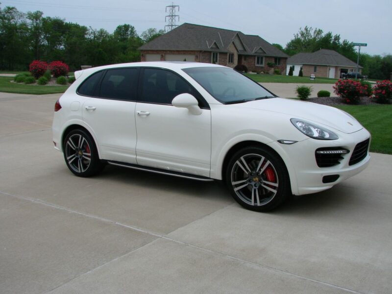 Σκαλοπάτια για Porsche Cayenne (2010+) - 2τμχ. € 641,9