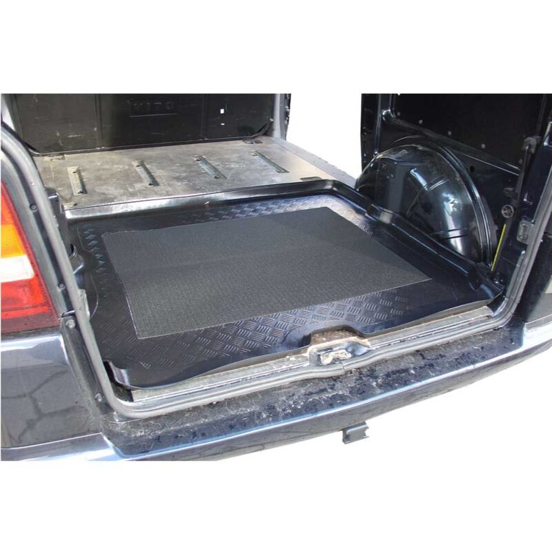 Πατάκι για πορτ - μπαγκάζ για Mercedes Vito (1997-2003) - 5 seats with metal sides of the boot - 1τμχ. € 50,2