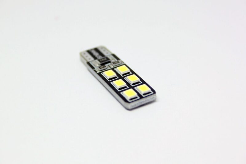 Led λάμπα τύπου Τ10 με 12 led - CANBUS - 1τμχ. € 4,7