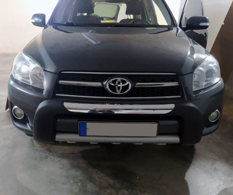 Εμπρόσθιο bull - bar για Toyota Rav4 (2009-2012) μοντέλο 1 € 291,9