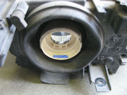 Bi xenon προτζέκτορες Morimoto Mini μεταλλικοί για BMW E46 με εργοστασιακό σχεδιασμό - retrofit 2 τμχ. - € 80,9 Bi xenon προτζέκτορες Morimoto Mini μεταλλικοί για BMW E46 με εργοστασιακό σχεδιασμό - retrofit 2 τμχ.