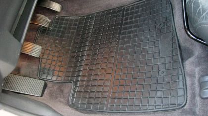 Λαστιχένια πατάκια για VOLVO S40 / V40 (1995-2004) - 4τμχ. - € 50,9 Λαστιχένια πατάκια για VOLVO S40 / V40 (1995-2004) - 4τμχ.