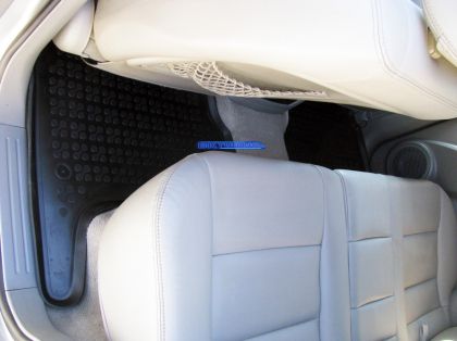 Λαστιχένια πατάκια Rezaw Plast για KIA Sorento I (2003-2009) - τύπου σκαφάκι - 4τμχ. - € 56,9 Λαστιχένια πατάκια Rezaw Plast για KIA Sorento I (2003-2009) - τύπου σκαφάκι - 4τμχ.