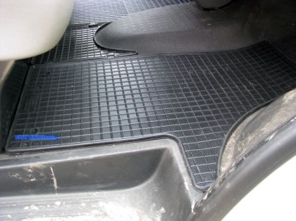 Λαστιχένια πατάκια για VW Transporter T5 / T6 (2003+) - 2 θέσιο - 2τμχ. - € 46,9 Λαστιχένια πατάκια για VW Transporter T5 / T6 (2003+) - 2 θέσιο - 2τμχ.