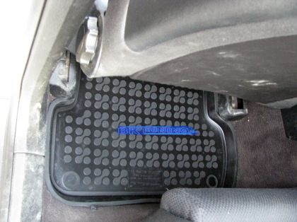 Λαστιχένια πατάκια Rezaw Plast για AUDI A4 B6 / B7 (2001-2008) τύπου σκαφάκι - 4τμχ. - € 56,9 Λαστιχένια πατάκια Rezaw Plast για AUDI A4 B6 / B7 (2001-2008) τύπου σκαφάκι - 4τμχ.