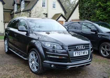 Σκαλοπάτια για Audi Q7 (2005-2015) - 2τμχ. - € 369,9 Σκαλοπάτια για Audi Q7 (2005-2015) - 2τμχ.