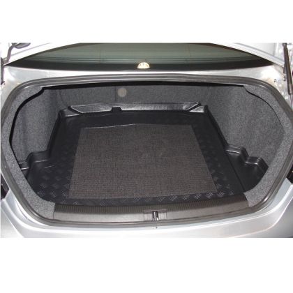 Πατάκι πορτ-μπαγκάζ για Volkswagen Caddy Life Mt / Caddy Comfortline Mt Trendline MCombi 2004-2010 / 2010 - 5 seats boot walls insulated with bars behind 2 row separating luggage compartment - 1τμχ. - € 42,9 Πατάκι πορτ-μπαγκάζ για Volkswagen Caddy Life Mt / Caddy Comfortline Mt Trendline MCombi 2004-2010 / 2010 - 5 seats boot walls insulated with bars behind 2 row separating luggage compartment - 1τμχ.