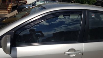 Ανεμοθραύστες Toyota Corolla Verso (2004-2009) sedan - 2 τμχ εμπρός, Heko - € 68,9 Ανεμοθραύστες Toyota Corolla Verso (2004-2009) sedan - 2 τμχ εμπρός, Heko