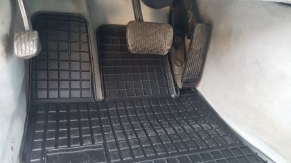 Λαστιχένια πατάκια Frogum για MERCEDES S-Class W220 (1998-2005) - 4τμχ. - € 45,9 Λαστιχένια πατάκια Frogum για MERCEDES S-Class W220 (1998-2005) - 4τμχ.