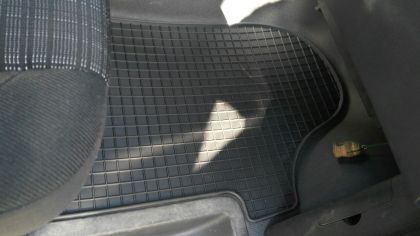 Λαστιχένια πατάκια για MERCEDES Vito / Viano W447 (2014+) - 2τμχ. - € 36,9 Λαστιχένια πατάκια για MERCEDES Vito / Viano W447 (2014+) - 2τμχ.