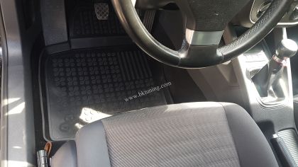 Λαστιχένια πατάκια Rezaw Plast για VW Golf 5 και 6 / VW Jetta / Seat Leon και Toledo (2004-212) / VW Scirocco / Skoda Octavia 2 (2004-2013) - τύπου σκαφάκι - 4τμχ. - € 56,9 Λαστιχένια πατάκια Rezaw Plast για VW Golf 5 και 6 / VW Jetta / Seat Leon και Toledo (2004-212) / VW Scirocco / Skoda Octavia 2 (2004-2013) - τύπου σκαφάκι - 4τμχ.