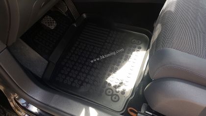 Λαστιχένια πατάκια Rezaw Plast για VW Golf 5 και 6 / VW Jetta / Seat Leon και Toledo (2004-212) / VW Scirocco / Skoda Octavia 2 (2004-2013) - τύπου σκαφάκι - 4τμχ. - € 56,9 Λαστιχένια πατάκια Rezaw Plast για VW Golf 5 και 6 / VW Jetta / Seat Leon και Toledo (2004-212) / VW Scirocco / Skoda Octavia 2 (2004-2013) - τύπου σκαφάκι - 4τμχ.