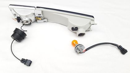 Φλας με προβολάκι Golf 3 / Vento - φιμέ - σετ 2τμχ. - € 80,9 Φλας με προβολάκι Golf 3 / Vento - φιμέ - σετ 2τμχ.