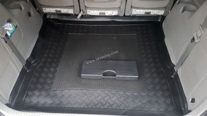 Πατάκι για πορτ - μπαγκάζ για Kia Carnival (2006-2014) 3rd row of seats removed - 1τμχ. - € 42,9 Πατάκι για πορτ - μπαγκάζ για Kia Carnival (2006-2014)  3rd row of seats removed - 1τμχ.