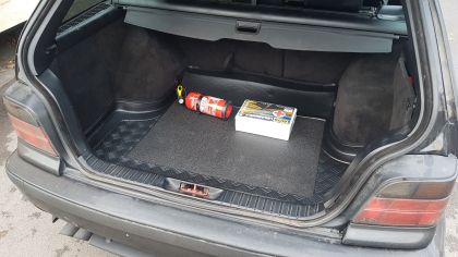 Πατάκι για πορτ - μπαγκάζ για BMW 3 E36 Combi 1996-1999 - 1τμχ. - € 42,9 Πατάκι για πορτ - μπαγκάζ για BMW 3 E36  Combi 1996-1999 - 1τμχ.