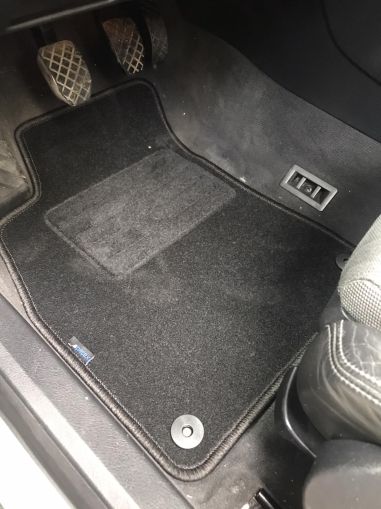 Πατάκια μοκέτα για AUDI A4 B6 / B7 (2001-2008) - 4τμχ. - € 36,9 Πατάκια μοκέτα για AUDI A4 B6 / B7 (2001-2008) - 4τμχ.