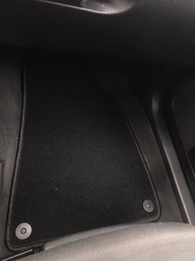 Πατάκια μοκέτα για AUDI A4 B6 / B7 (2001-2008) - 4τμχ. - € 36,9 Πατάκια μοκέτα για AUDI A4 B6 / B7 (2001-2008) - 4τμχ.