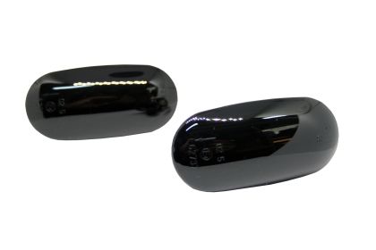 Led φλας φτερού για Mitsubishi Pajero (1998-2005) - φιμέ με τρεχούμενο φλας - σετ 2τμχ. - € 27,9 Led φλας φτερού για Mitsubishi Pajero  (1998-2005) - φιμέ με τρεχούμενο φλας - σετ 2τμχ.