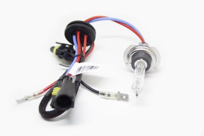 Λάμπα xenon H7M 4300K 45W CN με μεταλλική βάση - 1τμχ. - € 13,9 Λάμπα xenon H7M 4300K 45W CN με μεταλλική βάση - 1τμχ.