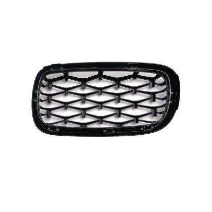 Μάσκα για BMW X5 F15 / X6 F16 (2013+) - γυαλιστερή - Diamond design χρωμίου/μαύρη - 2 τμχ. - € 76,9 Μάσκα για BMW X5 F15 / X6 F16  (2013+) - γυαλιστερή - Diamond design χρωμίου/μαύρη - 2 τμχ.