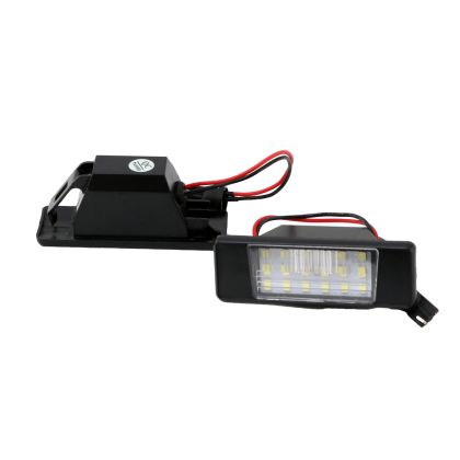 Πλαφονιέρα πίσω πινακίδας για Nissan Qashqai / Juke / X-Trail (2007+), 76x26 mm - 2 τμχ. - € 16,9 Πλαφονιέρα πίσω πινακίδας για Nissan Qashqai / Juke / X-Trail (2007+), 76x26 mm - 2 τμχ.