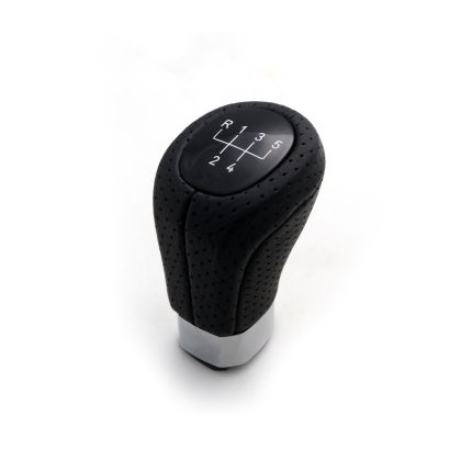 Λεβιές 5 ταχυτήτων για BMW - μαύρο δέρμα με τρύπες - € 29,9 Λεβιές 5 ταχυτήτων για BMW - μαύρο δέρμα με τρύπες