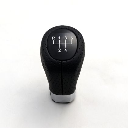 Λεβιές 5 ταχυτήτων για BMW - μαύρο δέρμα με τρύπες - € 29,9 Λεβιές 5 ταχυτήτων για BMW - μαύρο δέρμα με τρύπες