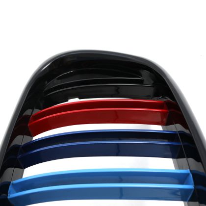 Καρδιές μάσκας για BMW E39 (1995-2003) με διπλή γρίλια - tri color - 2τμχ. - € 83,9 Καρδιές μάσκας για BMW E39 (1995-2003) με διπλή γρίλια - tri color - 2τμχ.