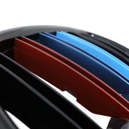 Καρδιές μάσκας για BMW E90 με διπλή γρίλια (2005-2008) - tri color - 2τμχ. - € 108,9 Καρδιές μάσκας για BMW E90 με διπλή γρίλια (2005-2008) - tri color - 2τμχ.