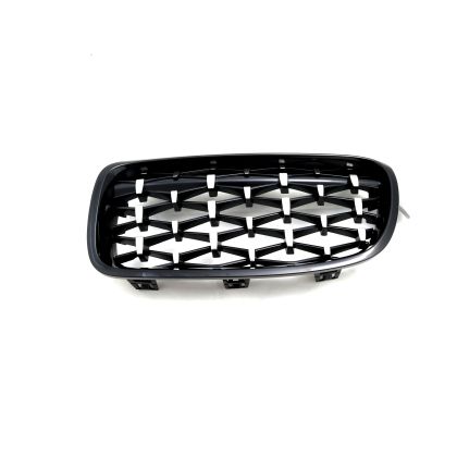 Μάσκα για BMW F30 (2011+) - γυαλιστερή - Diamond Design - χρωμίου/μαύρη - 2τμχ. - € 63,9 Μάσκα για BMW F30 (2011+) - γυαλιστερή - Diamond Design - χρωμίου/μαύρη - 2τμχ.
