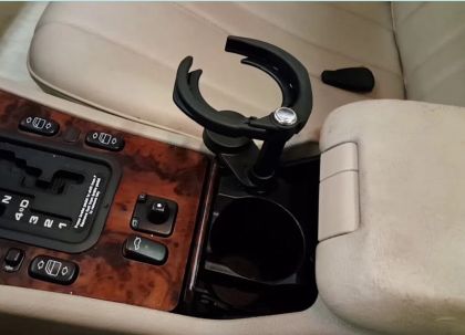 Ποτηροθήκη για Mercedes W210 E-CLASS (1994-2001) - € 82,9 Ποτηροθήκη για Mercedes  W210 E-CLASS (1994-2001)