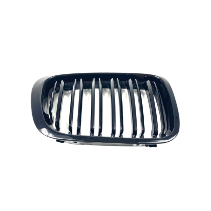 Μάσκα για BMW E46 sedan, combi (1998-2001) / compact (2001-2005) - διπλές M3 Look, 2τμχ. - € 61,9 Μάσκα για BMW E46 sedan, combi (1998-2001) / compact (2001-2005) - διπλές M3 Look, 2τμχ.