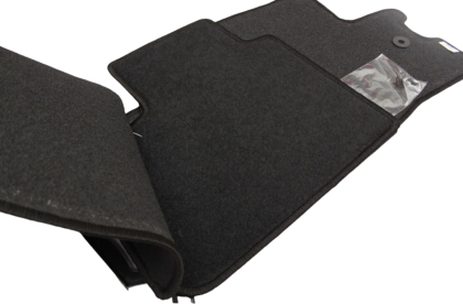 Πατάκια μοκέτα για Alfa Romeo 156 (1997-2007) - 4τμχ. - € 43,9 Πατάκια μοκέτα για Alfa Romeo 156 (1997-2007) - 4τμχ.