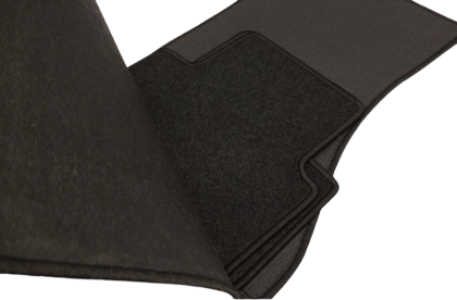 Πατάκια μοκέτα για Alfa Romeo 159 (2005-2011) - 4τμχ. - € 44,9 Πατάκια μοκέτα για Alfa Romeo 159 (2005-2011) - 4τμχ.