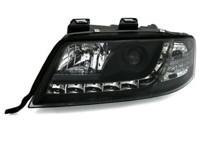 Φανάρια εμπρός για Audi A6 με φώτα ημέρας (1997-2001) / Allroad 1999-2005 - μαύρα , με λάμπες (Η1) - σετ 2τμχ. - € 574,9 Φανάρια εμπρός για Audi A6 με φώτα ημέρας (1997-2001) / Allroad 1999-2005 - μαύρα , με λάμπες (Η1) - σετ 2τμχ.
