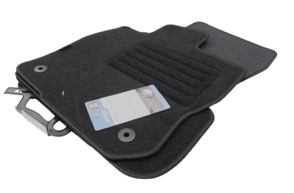 Πατάκια μοκέτα για Seat Leon / ST Kombi (2020+) - 4τμχ. - € 36,9 Πατάκια μοκέτα για Seat Leon / ST Kombi (2020+) - 4τμχ.