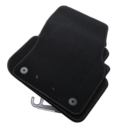 Πατάκια μοκέτα για AUDI Q3 II F3 (2018+) / Q3 Sportback (2019+) - 4τμχ. - € 49,9 Πατάκια μοκέτα για AUDI Q3 II F3 (2018+) / Q3 Sportback (2019+) - 4τμχ.