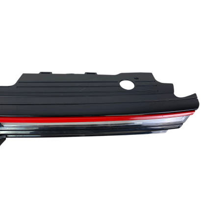 Μάσκα Vw Golf 8 - GTI design με κόκκινες γρίλιες, χωρίς σήμα - € 177,9 Μάσκα Vw Golf 8 - GTI design με κόκκινες γρίλιες, χωρίς σήμα