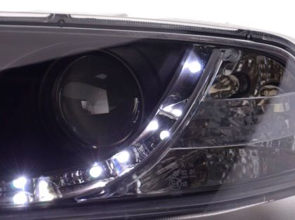 Φανάρια εμπρός led για Skoda Octavia (2004-2009) , μαύρα , με λάμπες (Η1) - σετ 2τμχ. - € 556,9 Φανάρια εμπρός led για Skoda Octavia (2004-2009) , μαύρα , με λάμπες (Η1) - σετ 2τμχ.