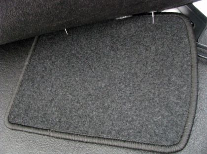 Πατάκια μοκέτα για PEUGEOT 807 (2002-2008) / CITROEN C8 I (2005-2012) / LANCIA Phedra / FIAT Ulysse (2002-2010) - μπροστινά - 2τμχ. - € 58,9 Πατάκια μοκέτα για PEUGEOT 807 (2002-2008) / CITROEN C8 I (2005-2012) / LANCIA Phedra / FIAT Ulysse (2002-2010) - μπροστινά - 2τμχ.