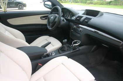 Ποτηροθήκη BMW E81 / E82 / E87 / E88 - σειρά 1 - € 62,9 Ποτηροθήκη BMW E81 / E82 / E87 / E88 - σειρά 1