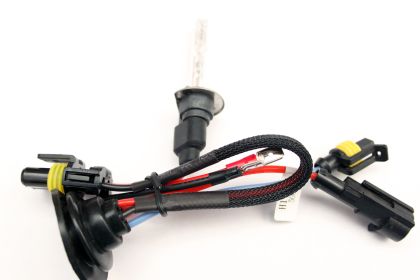 Λάμπα xenon H1 4300K 35W - με μεταλλική βάση - 1τμχ. - € 9,9 Λάμπα xenon H1 4300K 35W - με μεταλλική βάση - 1τμχ.