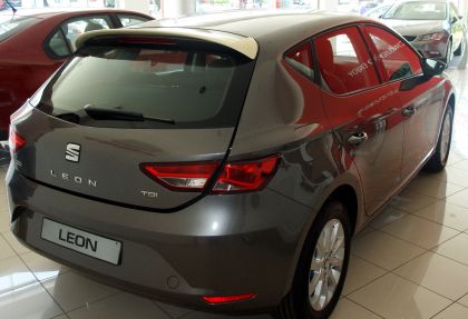 Αεροτομή οροφής για Seat Leon (2012+) - € 126,9 Αεροτομή οροφής για Seat Leon (2012+)