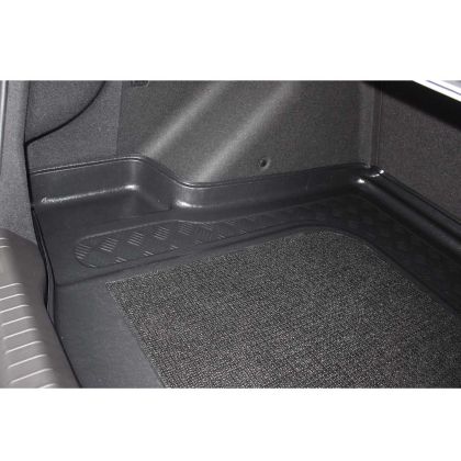 Πατάκι πορτ-μπαγκάζ Chevrolet Cruze Sedan 2009-2011 with a spare tyre - 1τμχ. - € 58,9 Πατάκι πορτ-μπαγκάζ Chevrolet Cruze Sedan 2009-2011 with a spare tyre - 1τμχ.