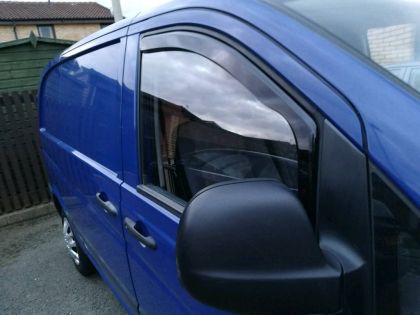 Ανεμοθραύστες Mercedes Vito /Viano W638 (1996-2003), Heko - € 75,9 Ανεμοθραύστες Mercedes Vito /Viano W638 (1996-2003), Heko