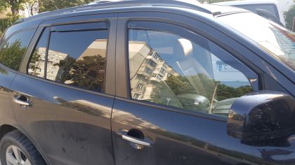 Ανεμοθραύστες Hyundai Santa Fe (2006-2012) 5 πορτο - 4 τμχ. εμπρός και πίσω, Heko - € 95,9 Ανεμοθραύστες Hyundai Santa Fe (2006-2012) 5 πορτο - 4 τμχ. εμπρός και πίσω, Heko