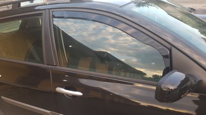 Ανεμοθραύστες Renault Megane (2002-2008) 5 πορτο - 2 τμχ εμπρός, Heko - € 68,9 Ανεμοθραύστες Renault Megane (2002-2008) 5 πορτο - 2 τμχ εμπρός, Heko