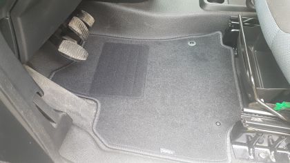 Πατάκια μοκέτα για PEUGEOT Partner II / CITROEN Berlingo II (2008-2018) - 5 πορτο - 4τμχ. - € 46,9 Πατάκια μοκέτα για PEUGEOT Partner II / CITROEN Berlingo II (2008-2018) - 5 πορτο - 4τμχ.